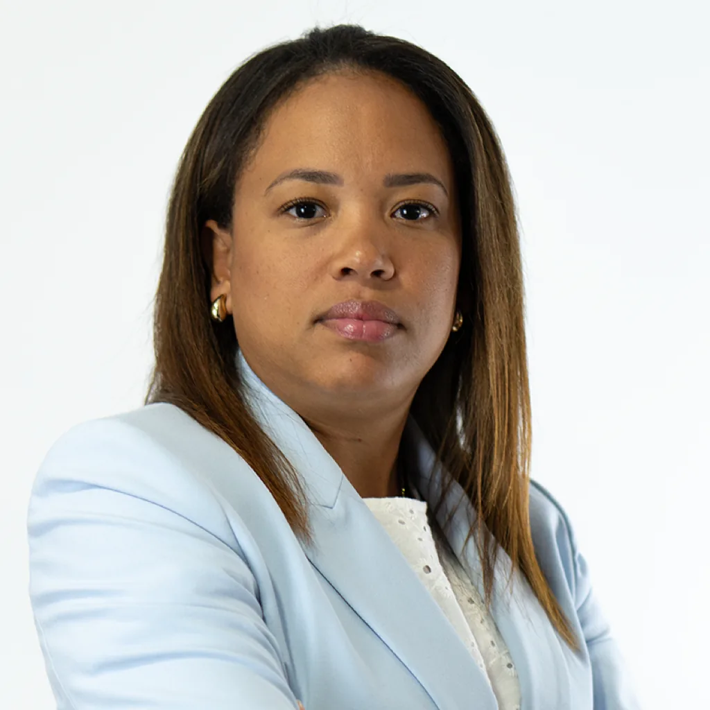 Retrato profesional de la primera socia del despacho Eon Legal.